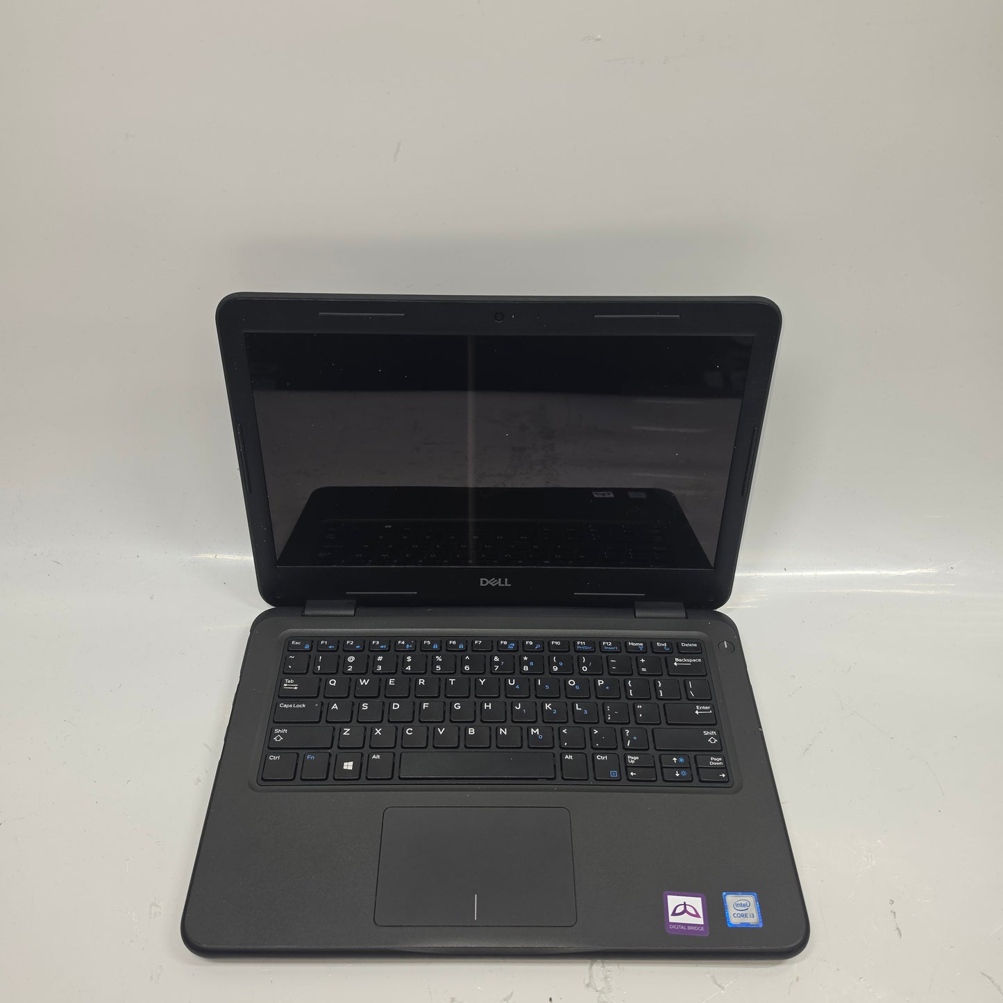 Dell Latitude 3310 13.3" i3-8145u 2.3GHz 8GB RAM 128GB SSD