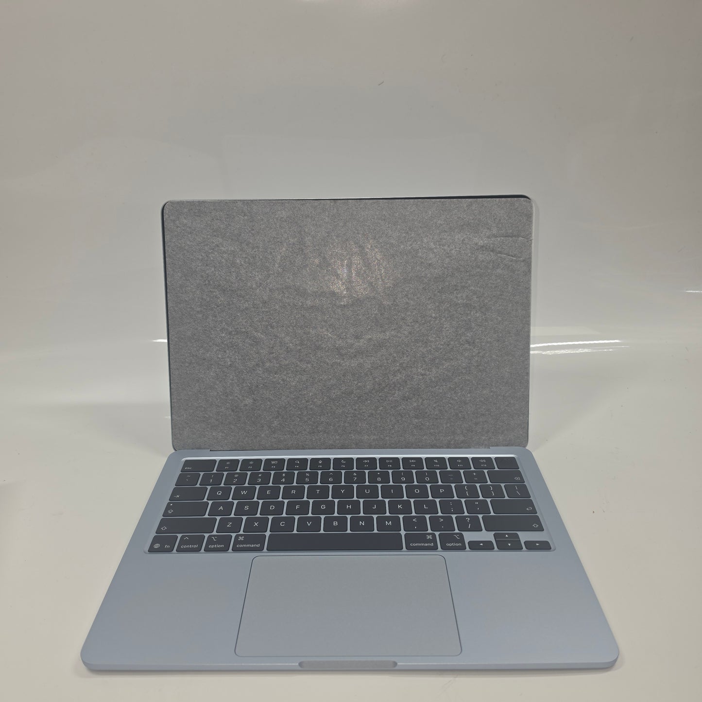 2026 Apple MacBook Air 13" M5 8C GPU 4.6GHz 16GB RAM 512GB SSD MDHH4LL/A