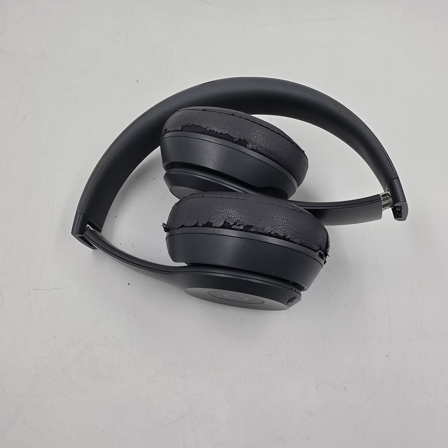 Beats Solo3 Wired Over-Ear Headphones Gray