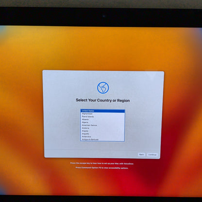 2019 Apple iMac 21.5" i3 3.6GHz 8GB RAM 1TB HDD Silver A2116