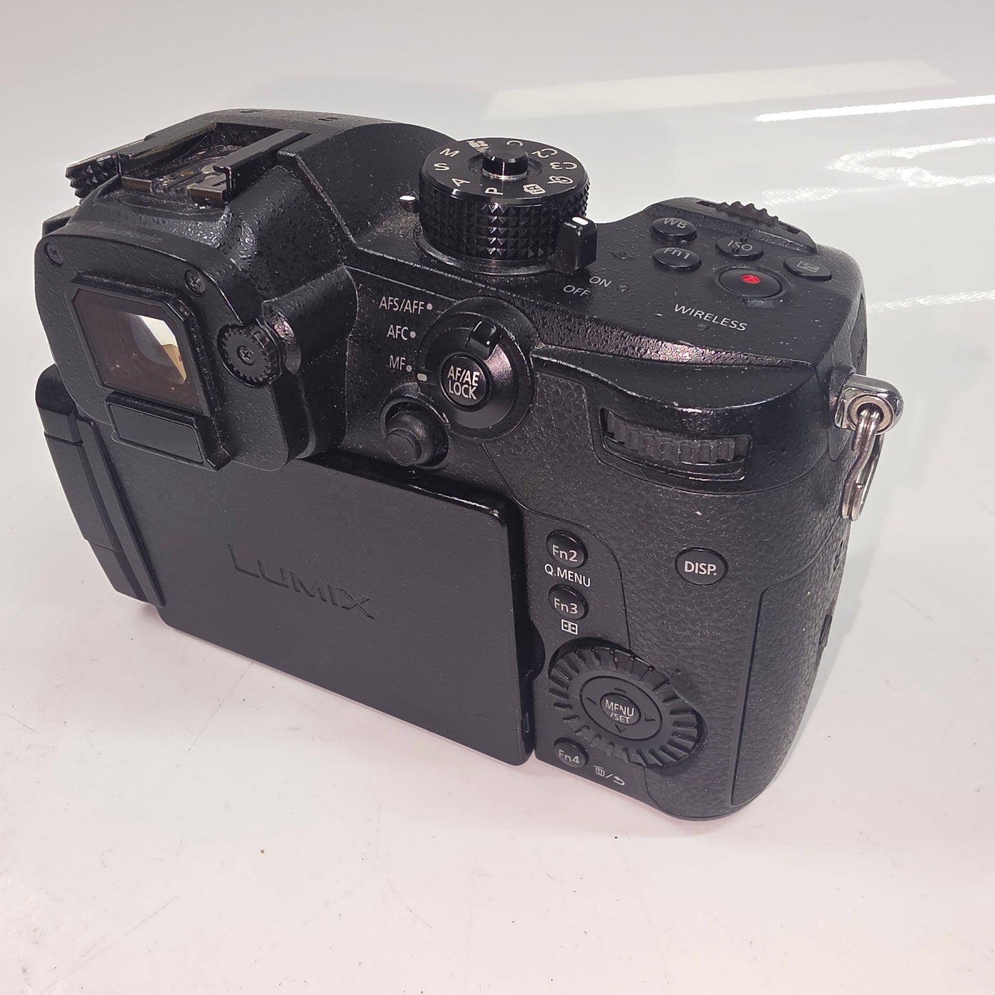 Panasonic Lumix DC-GH5 20.3MP Micro Four Thirds 4/3 Mount Digital SLR DSLR 