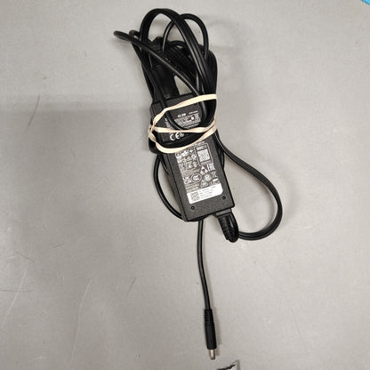 Dell Inspiron 3000 SERIES 14" i5-5200U 2.2GHz 8GB RAM 256GB SSD