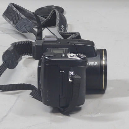 Nikon COOLPIX 5700 5.0 Digital Point And Shoot Camera