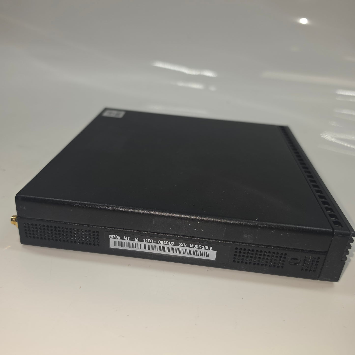 Lenovo ThinkCentre Core i5-8550 2.10GHz 8GB RAM 256GB SSD SSD UHD Graphics 630