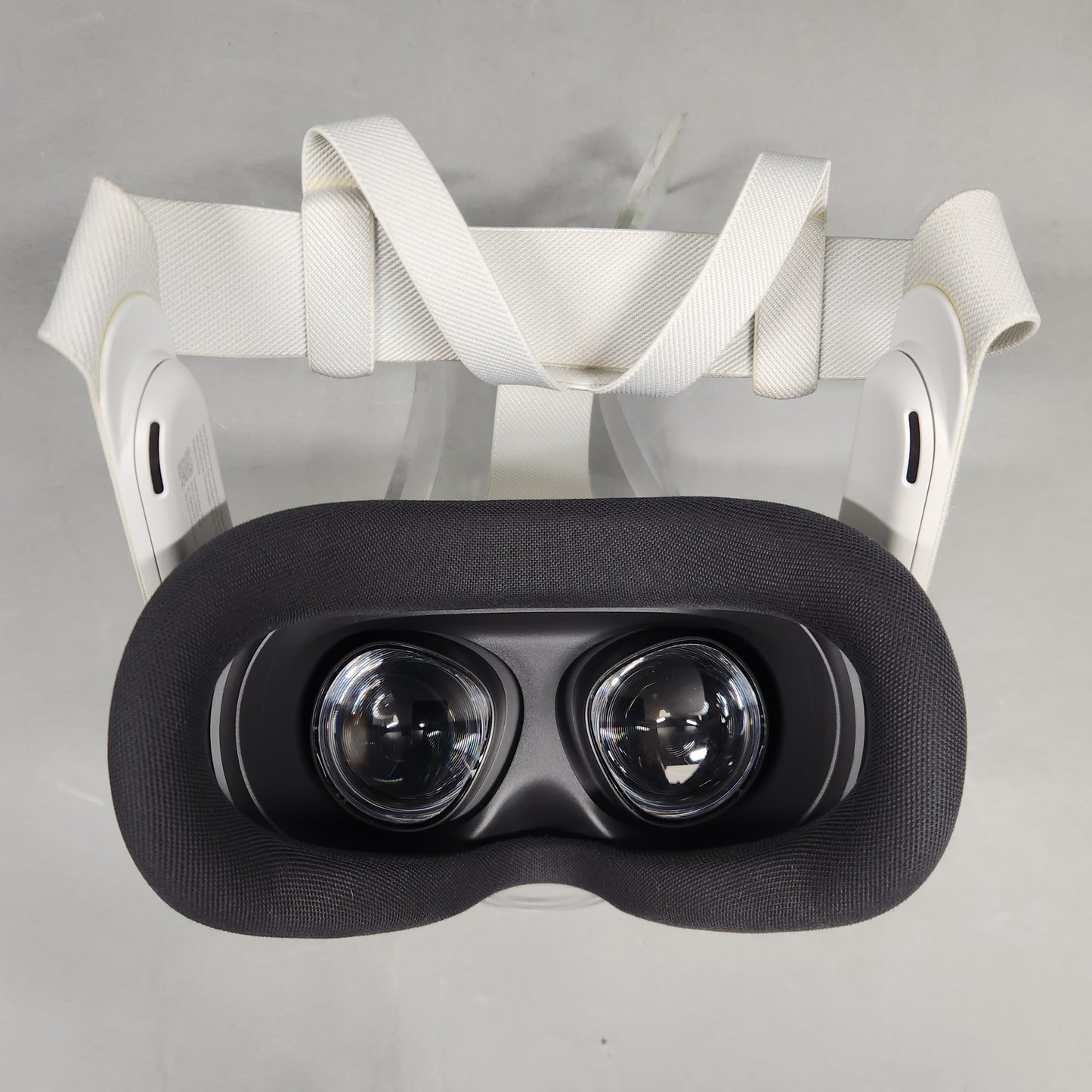 Meta Quest 3S 128GB Virtual Reality Headset P97