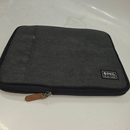Dell Latitude 3310 13.3" i3-8145u 2.3GHz 8GB RAM 128GB SSD