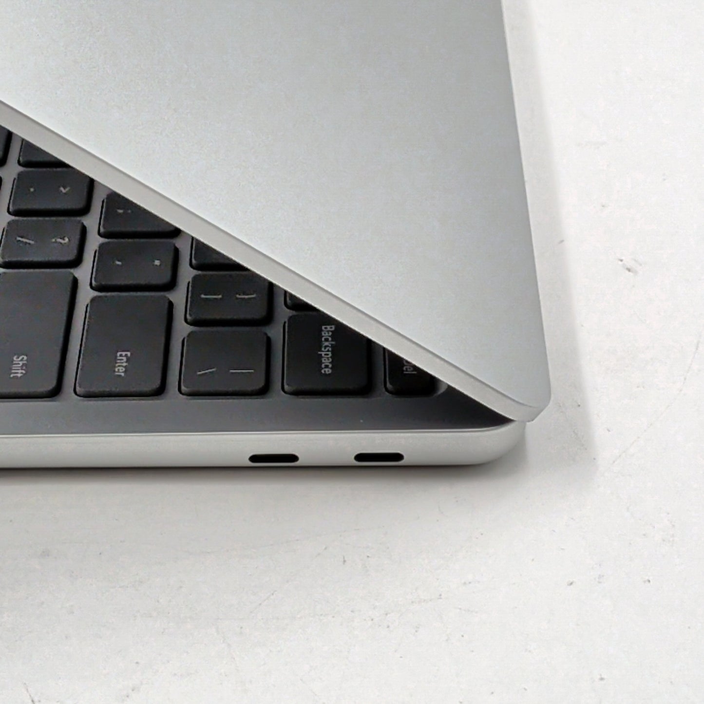 Microsoft Laptop 2095 13" Snapdragon X Plus 16GB RAM 256GB SSD