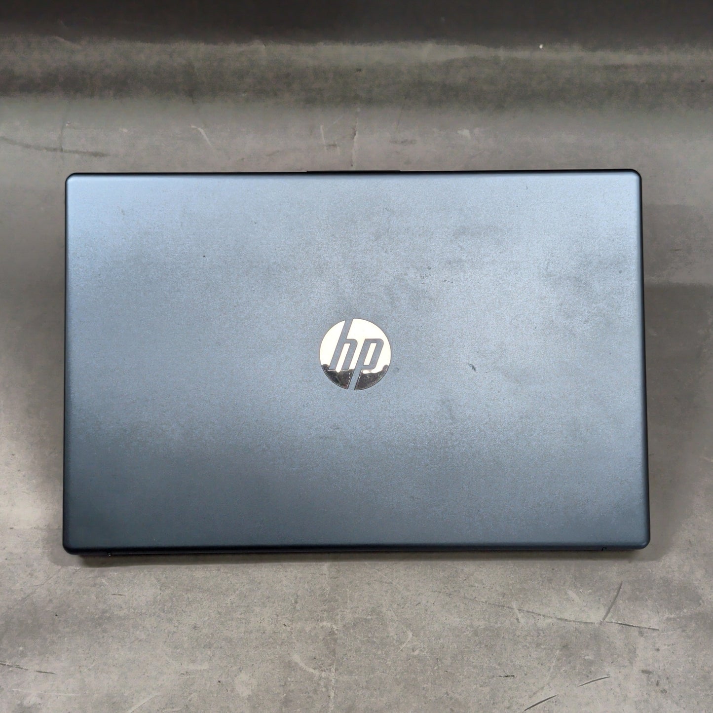 HP Laptop 15-FC0035TG 15.6" Athlon Silver 7120U 2.40GHz 8GB RAM 256GB SSD