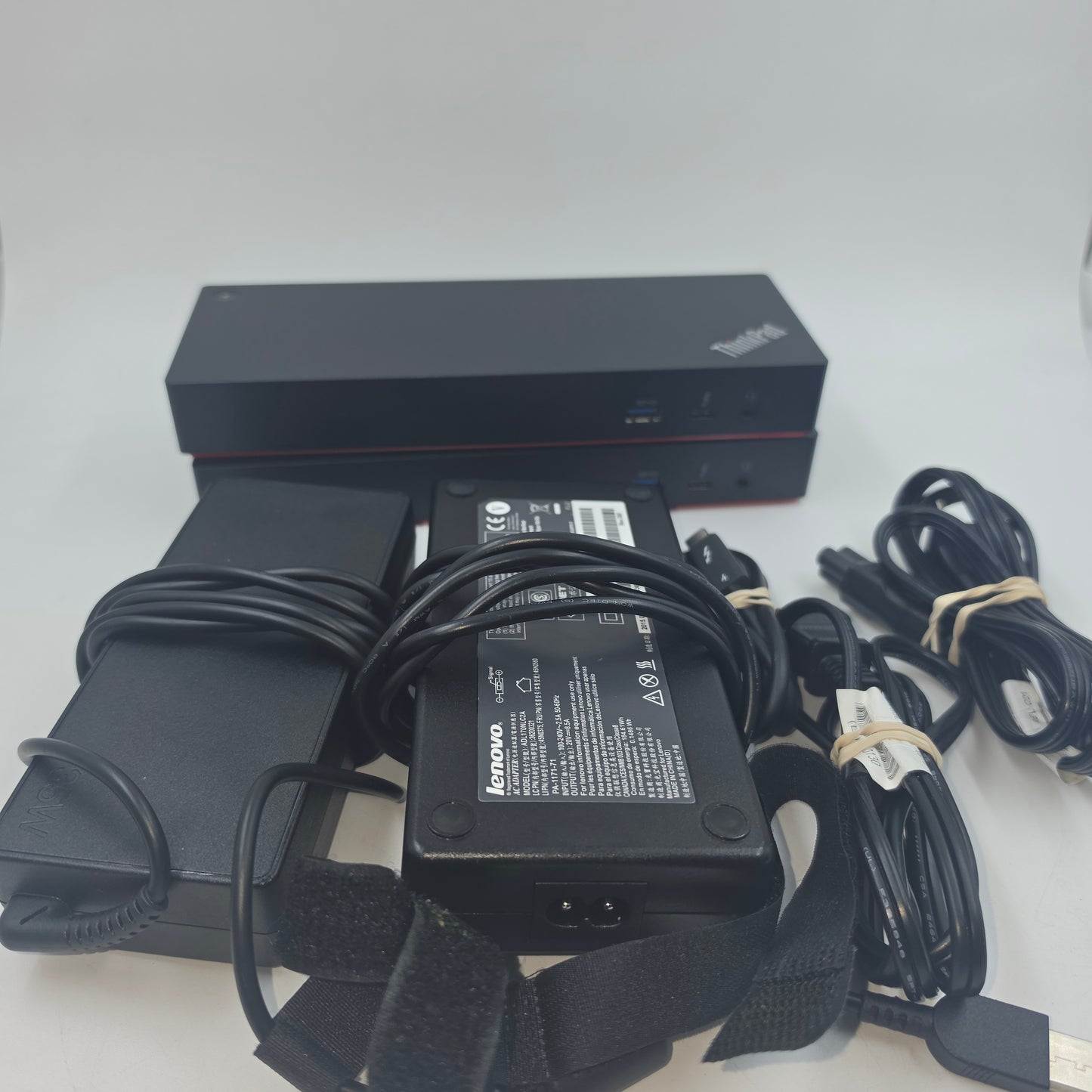 Lenovo ThinkPad 3  Workstation Dock Gen 2 DK1841