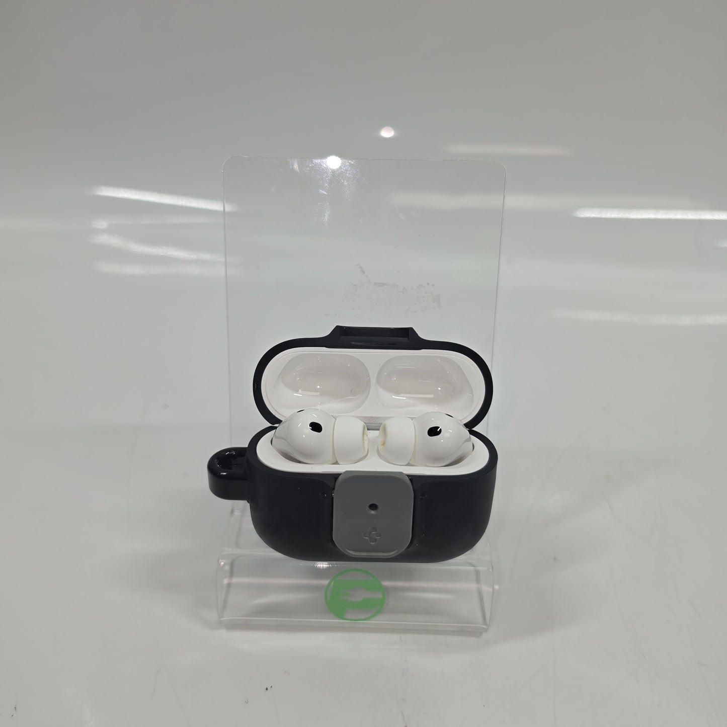 Apple AirPods Pro 3rd Gen MagSafe Charging Case Only A3122